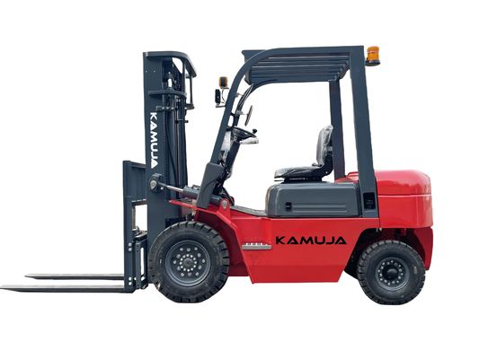 Télélivrateur polyvalent à moteur diesel d'une capacité de charge de 2500 kg